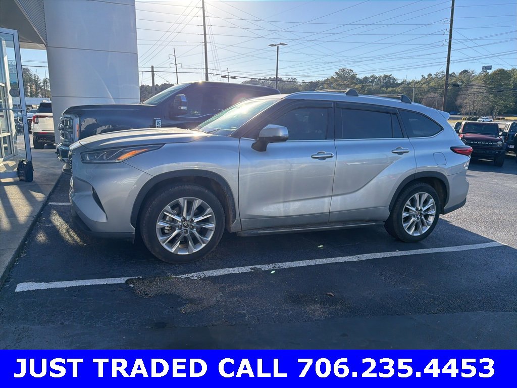 Used 2022 Toyota Highlander Limited