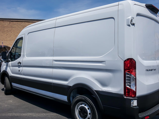Certified 2023 Ford Transit 250 Medium Roof RWD image 5