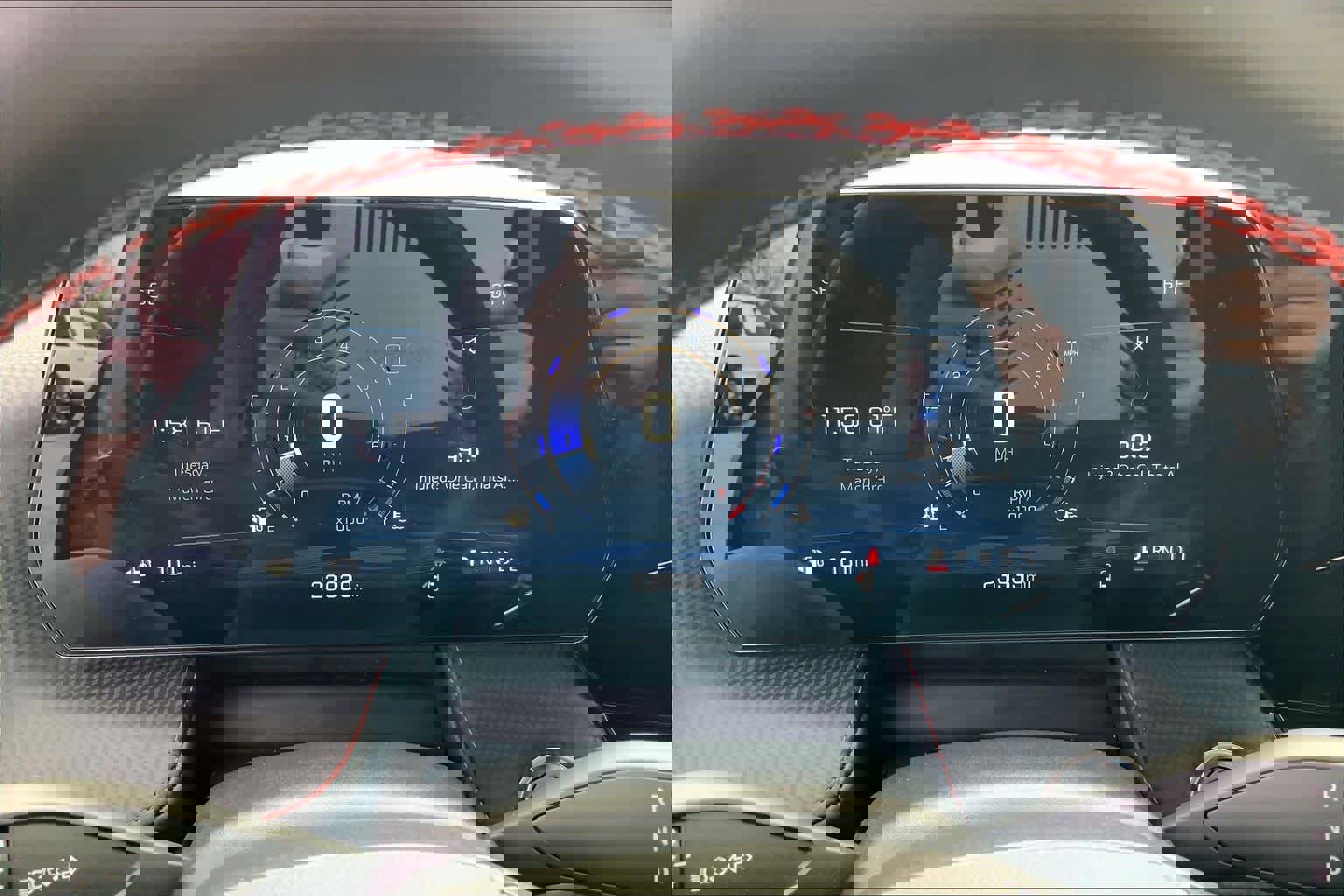 Used 2025 Chevrolet Equinox RS w/ Safety and Technology Package image 23