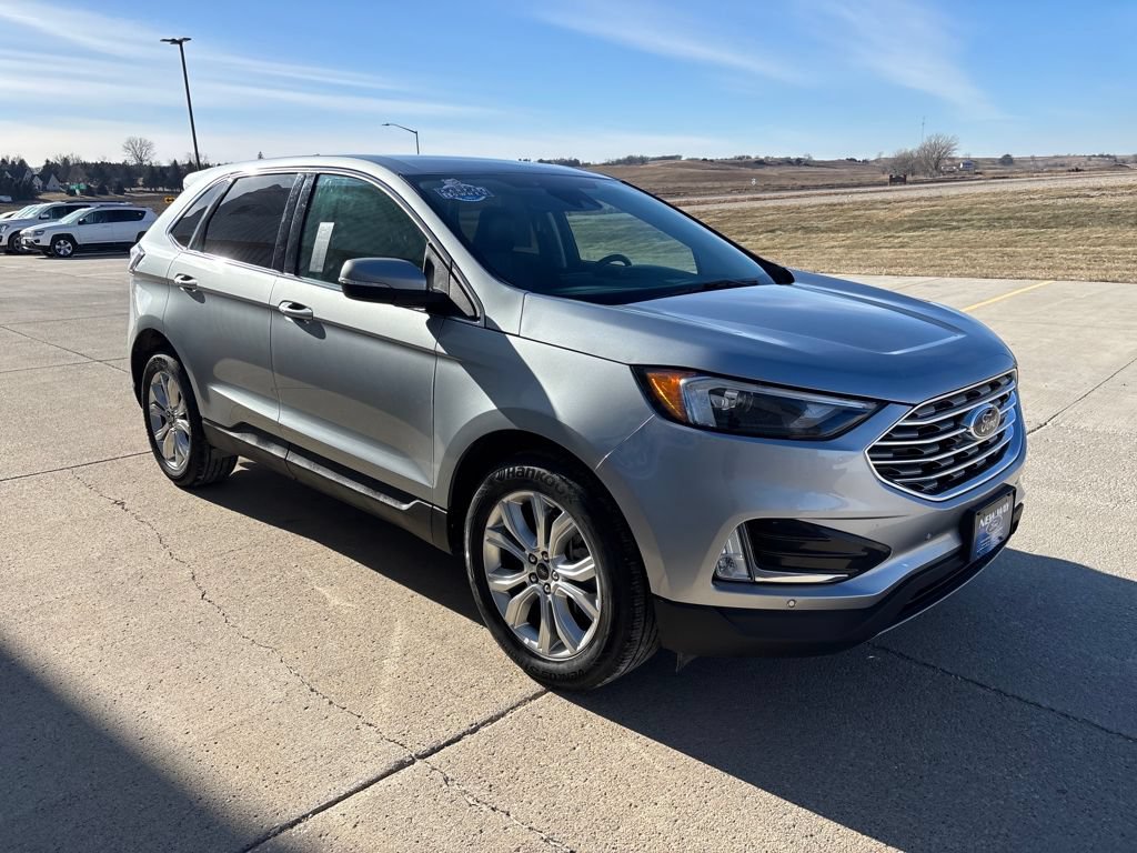 Certified 2024 Ford Edge Titanium AWD/4WD image 3