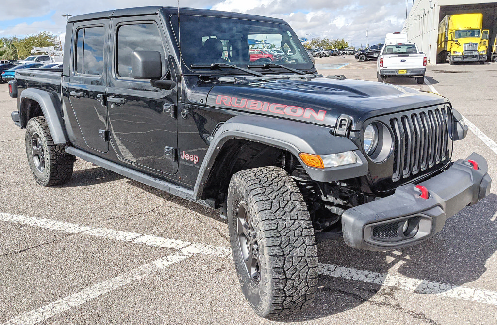 Used 2023 Jeep Gladiator Rubicon w/ Cold Weather Group AWD/4WD image 1