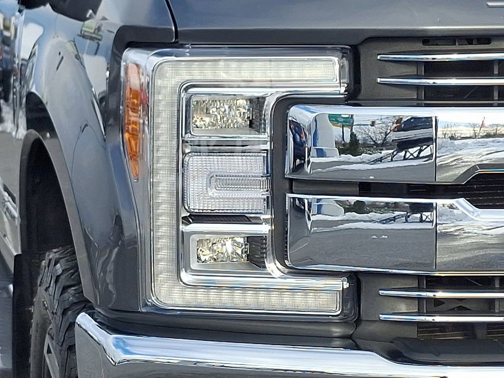 Certified 2019 Ford F250 Lariat w/ Lariat Ultimate Package image 9