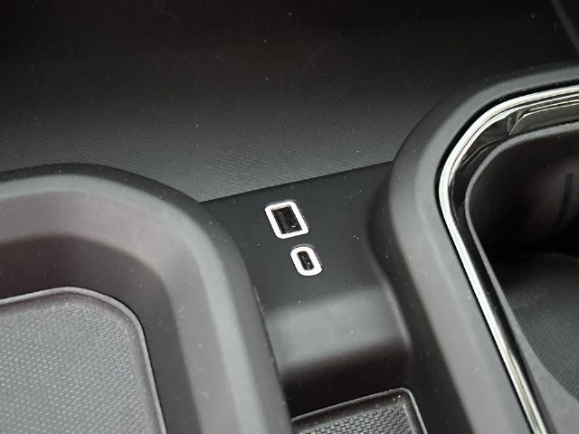 Used 2024 GMC Sierra 2500 AT4X AWD/4WD image 30