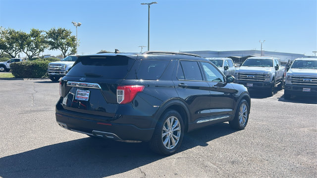 Certified 2023 Ford Explorer XLT w/ Equipment Group 202A RWD image 3