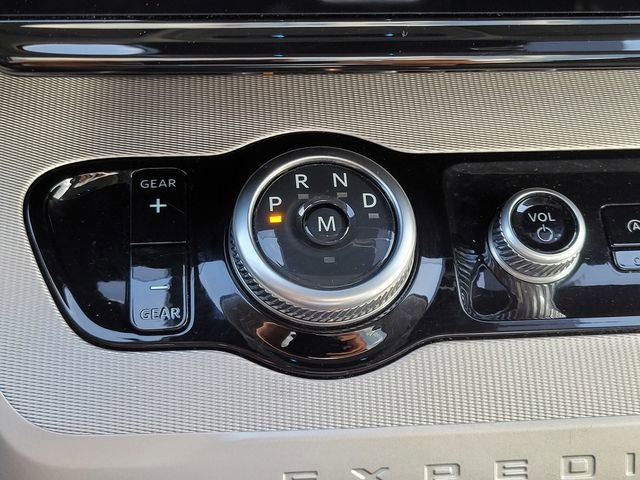 Certified 2025 Ford Expedition Max Active AWD/4WD image 20