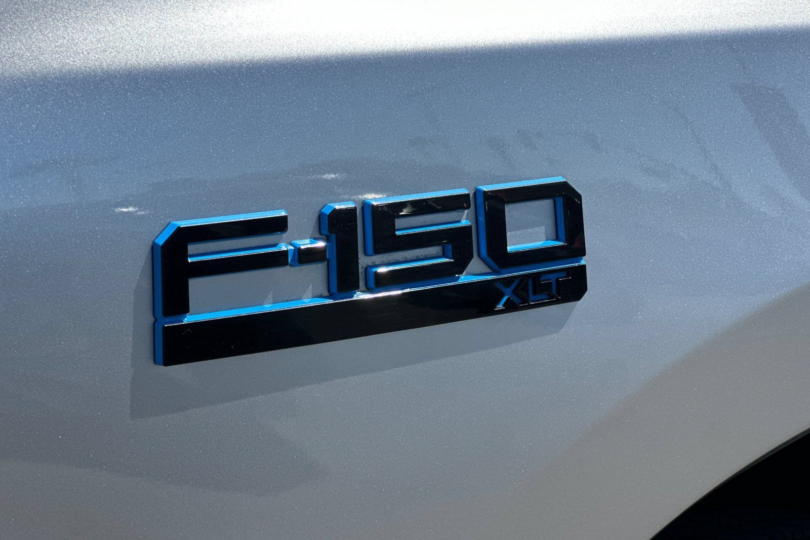 Certified 2025 Ford F150 Lightning XLT AWD/4WD image 26