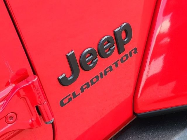 Used 2021 Jeep Gladiator Sport AWD/4WD image 11