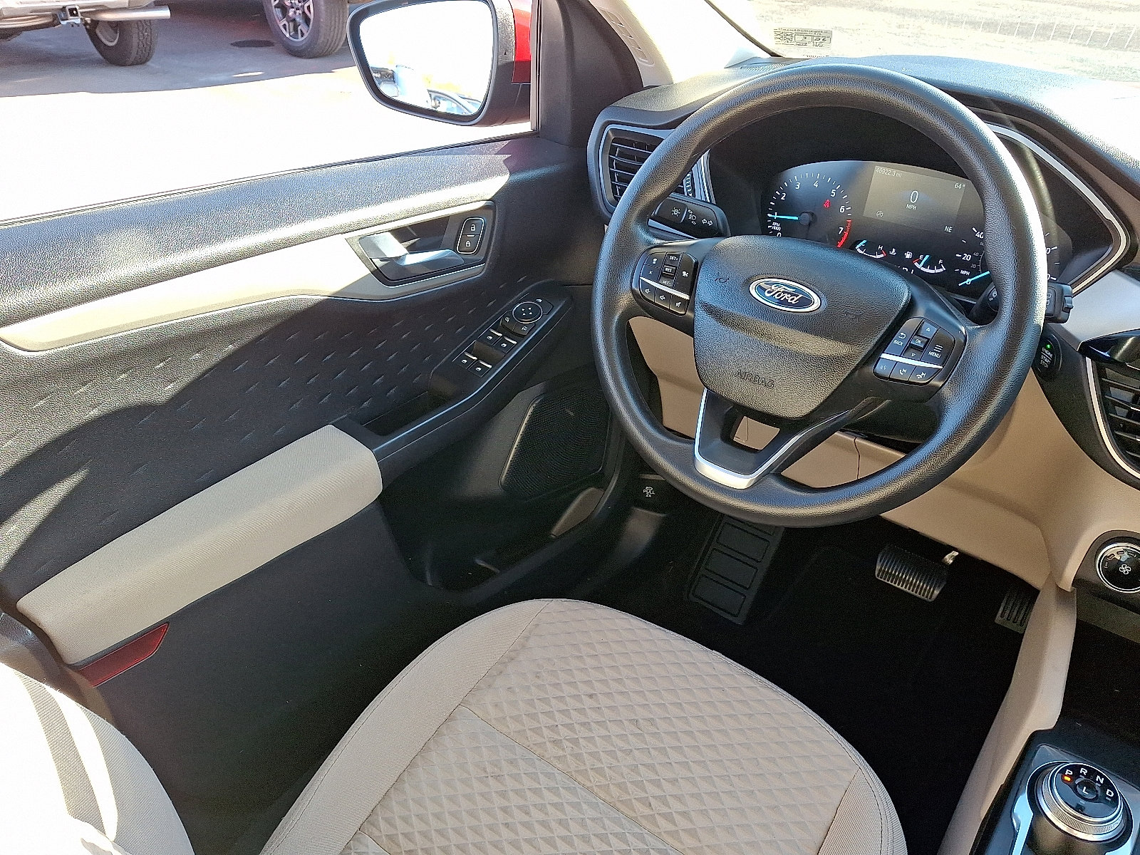 Certified 2020 Ford Escape SE image 14