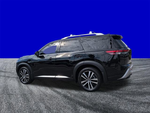Used 2023 Nissan Pathfinder Platinum w/ Lighting Package (N92) image 3
