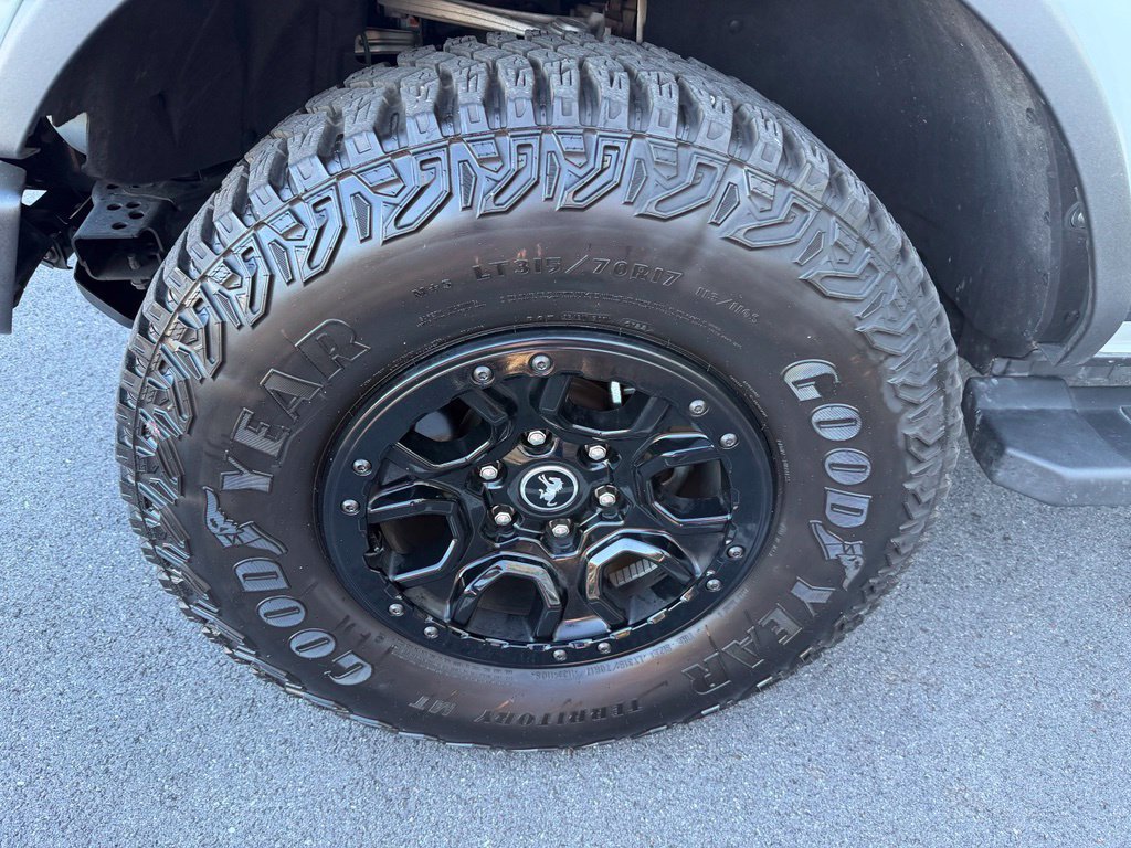 Certified 2022 Ford Bronco Wildtrak AWD/4WD image 11