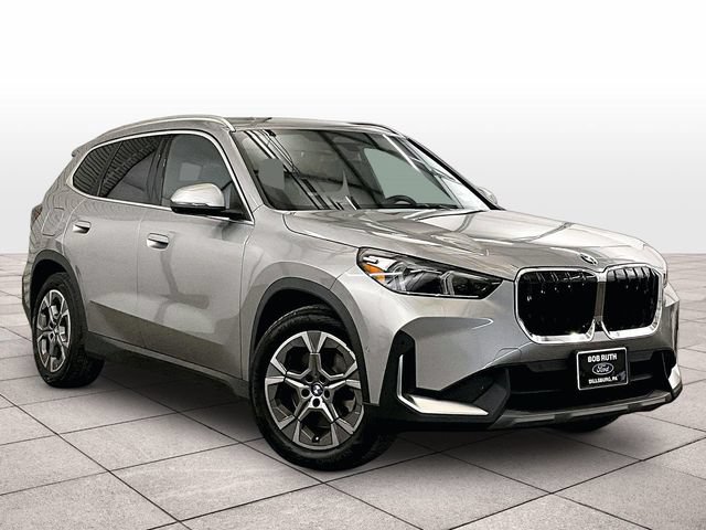 Used 2023 BMW X1 xDrive28i w/ Premium Package AWD/4WD image 2
