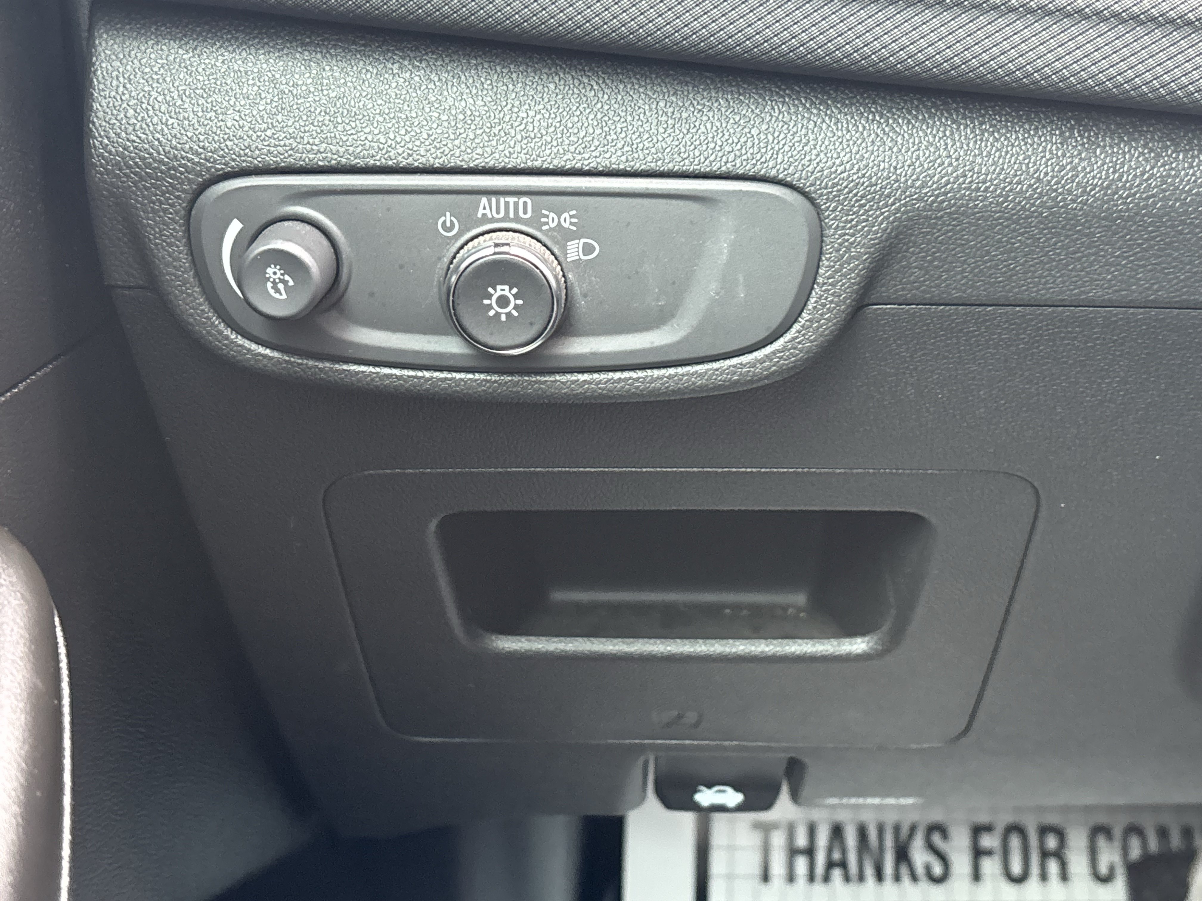 Used 2025 Chevrolet TrailBlazer LT w/ Convenience Package FWD image 39