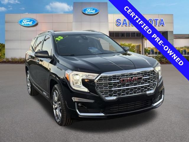 Used 2023 GMC Terrain Denali image 1