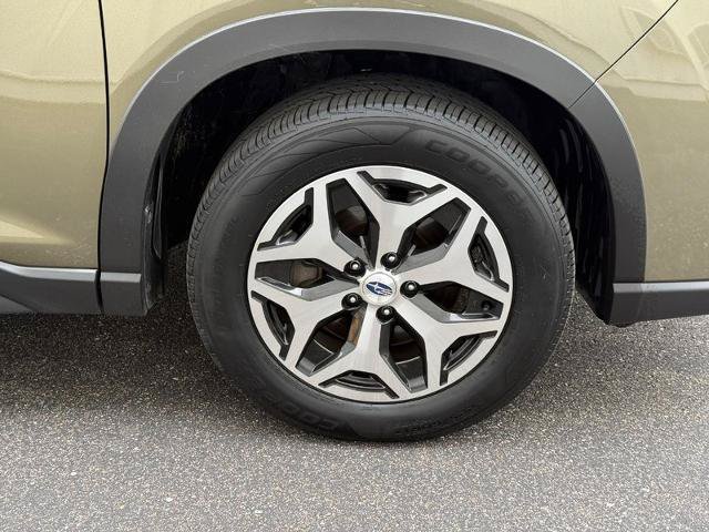 Used 2024 Subaru Forester Premium AWD/4WD image 6
