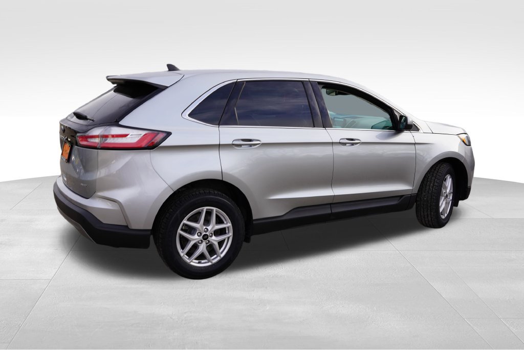 Certified 2024 Ford Edge SEL AWD/4WD image 4