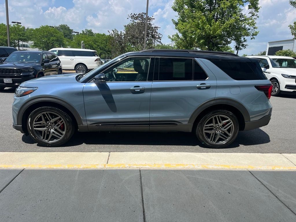Certified 2025 Ford Explorer ST w/ Sun And Sound Package AWD/4WD image 6