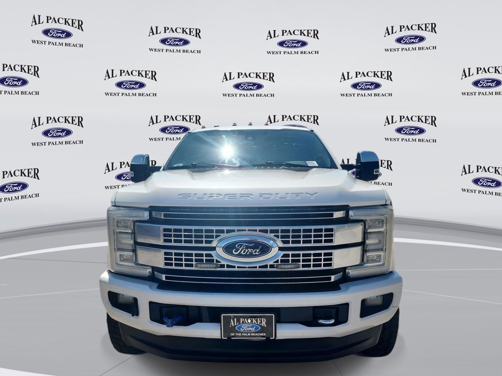 Certified 2017 Ford F350 Platinum w/ FX4 Off-Road Package AWD/4WD image 8