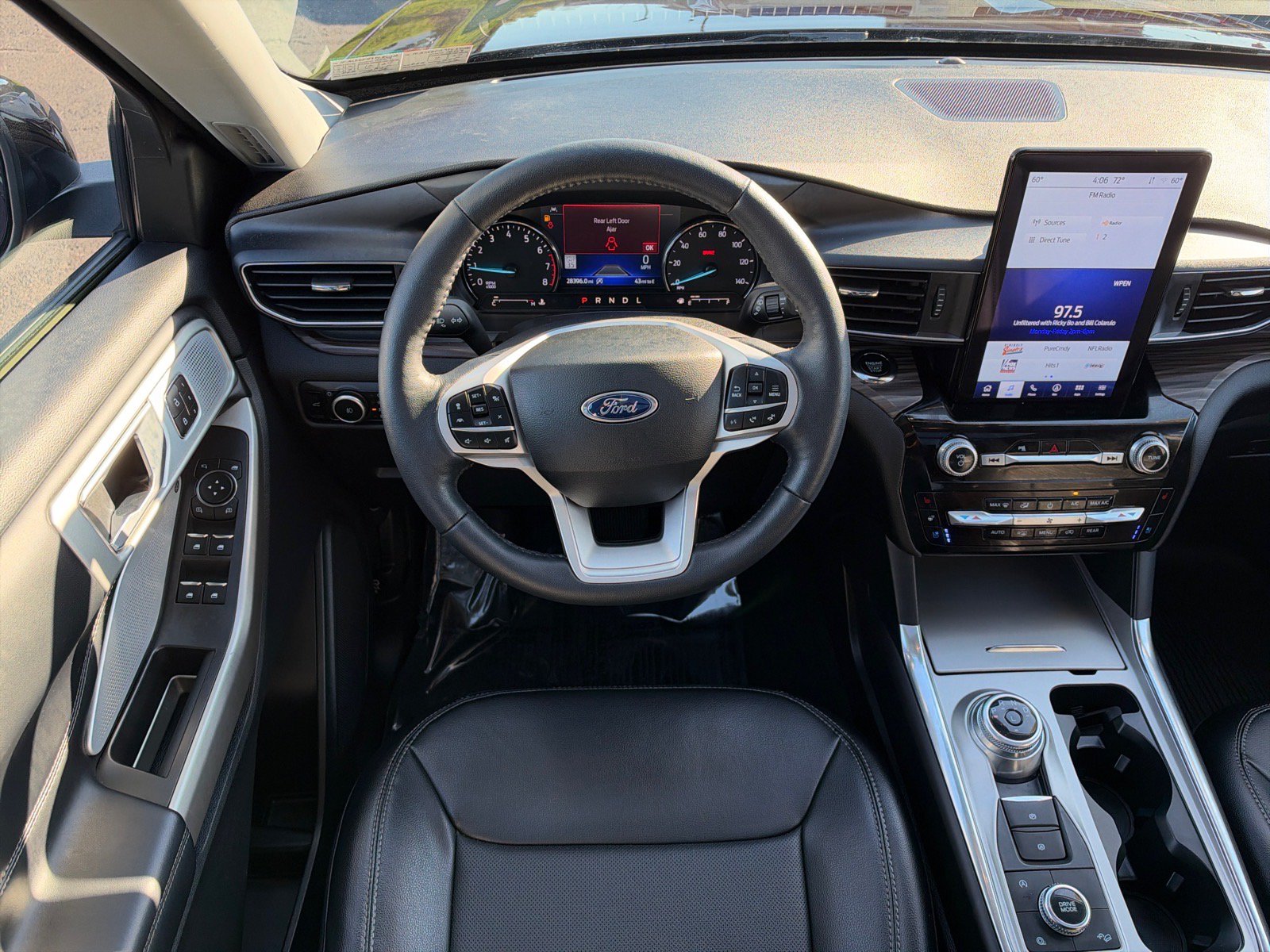 Certified 2023 Ford Explorer Limited w/ Limited Technology Package AWD/4WD image 2