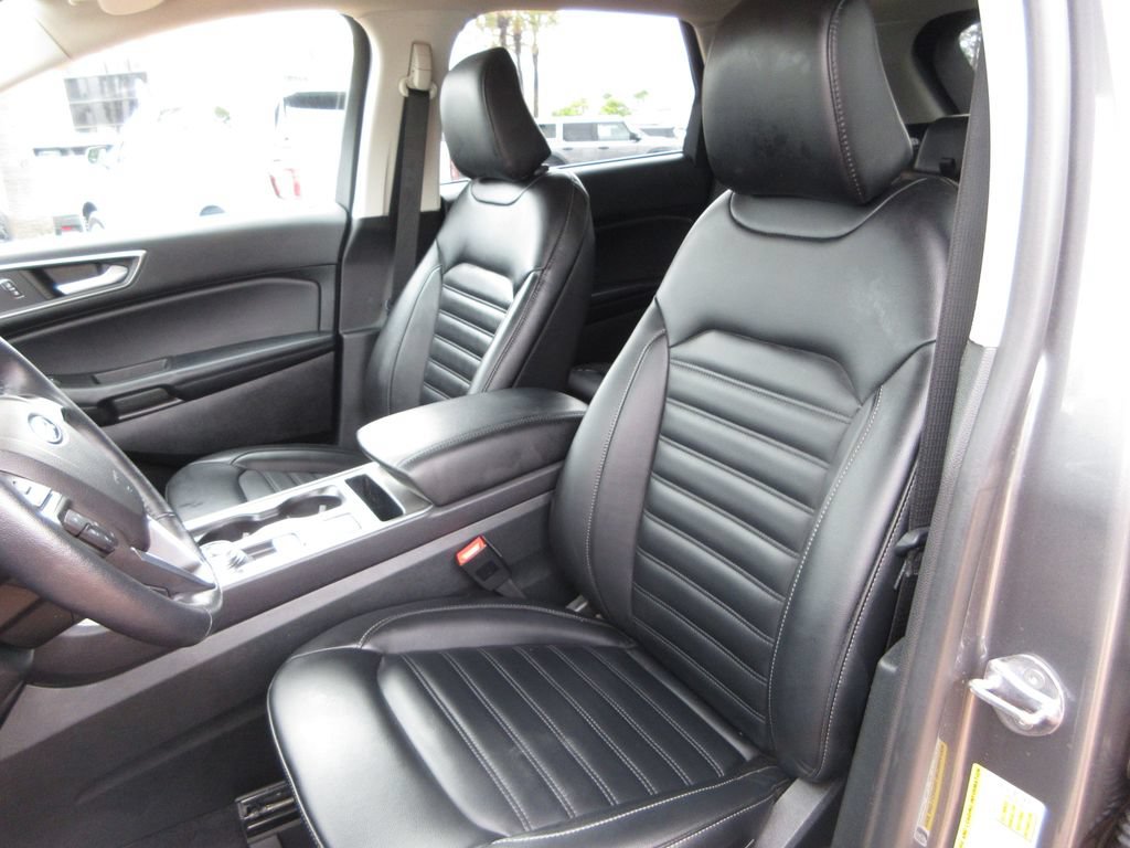 Certified 2023 Ford Edge SEL w/ Convenience Package AWD/4WD image 11