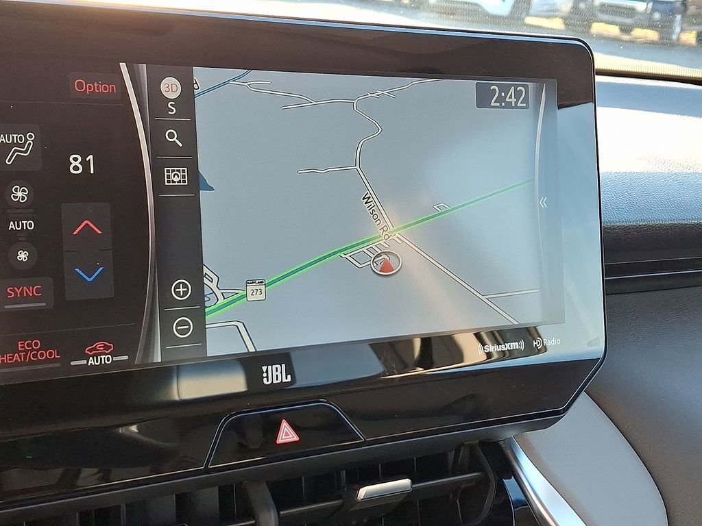 Used 2021 Toyota Venza XLE image 16