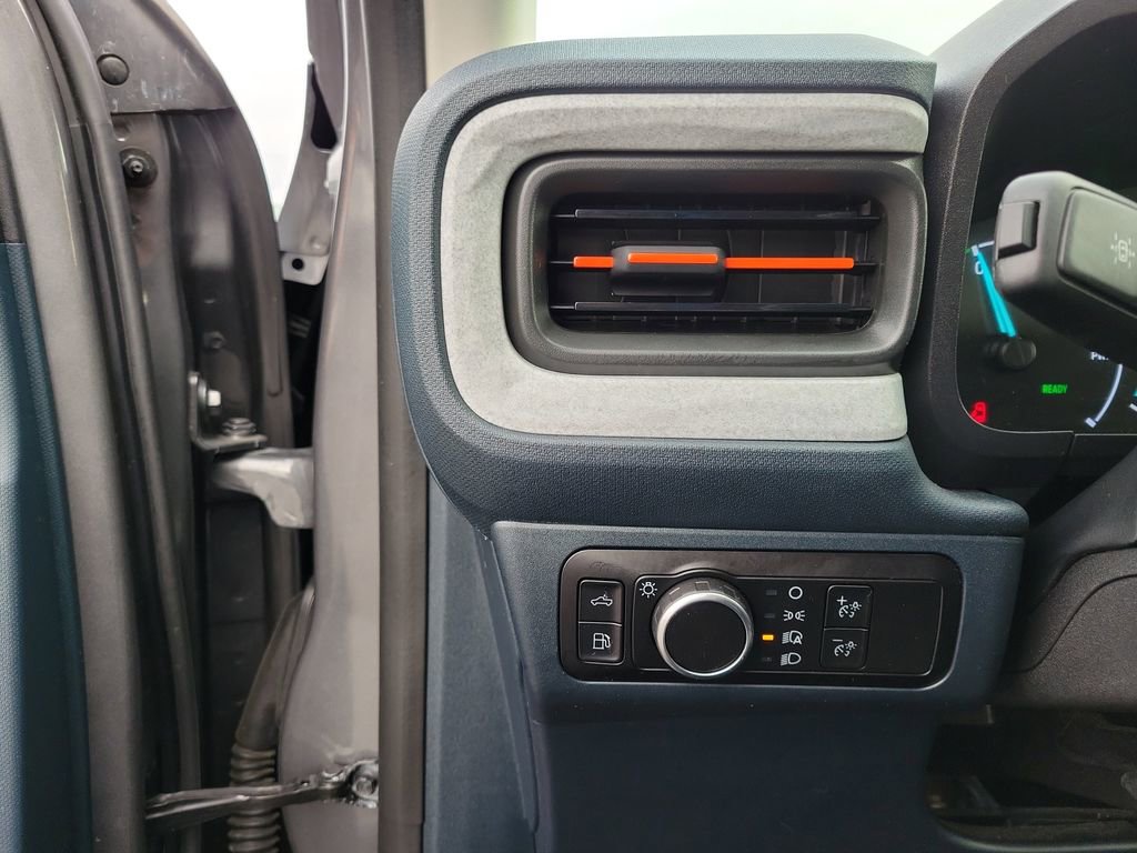 Certified 2023 Ford Maverick XLT image 21