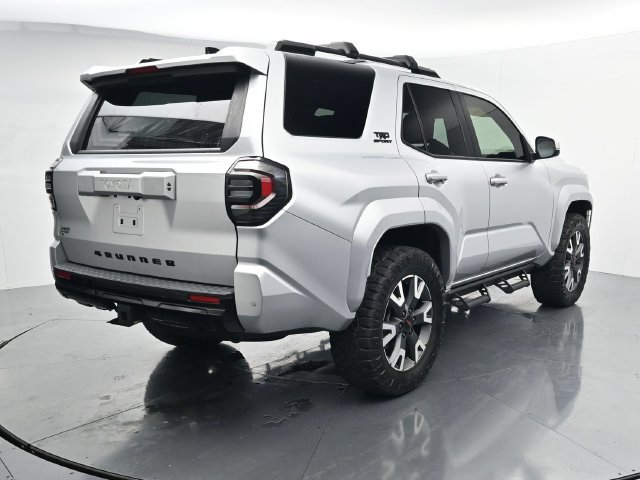 Used 2025 Toyota 4Runner TRD Sport AWD/4WD image 9