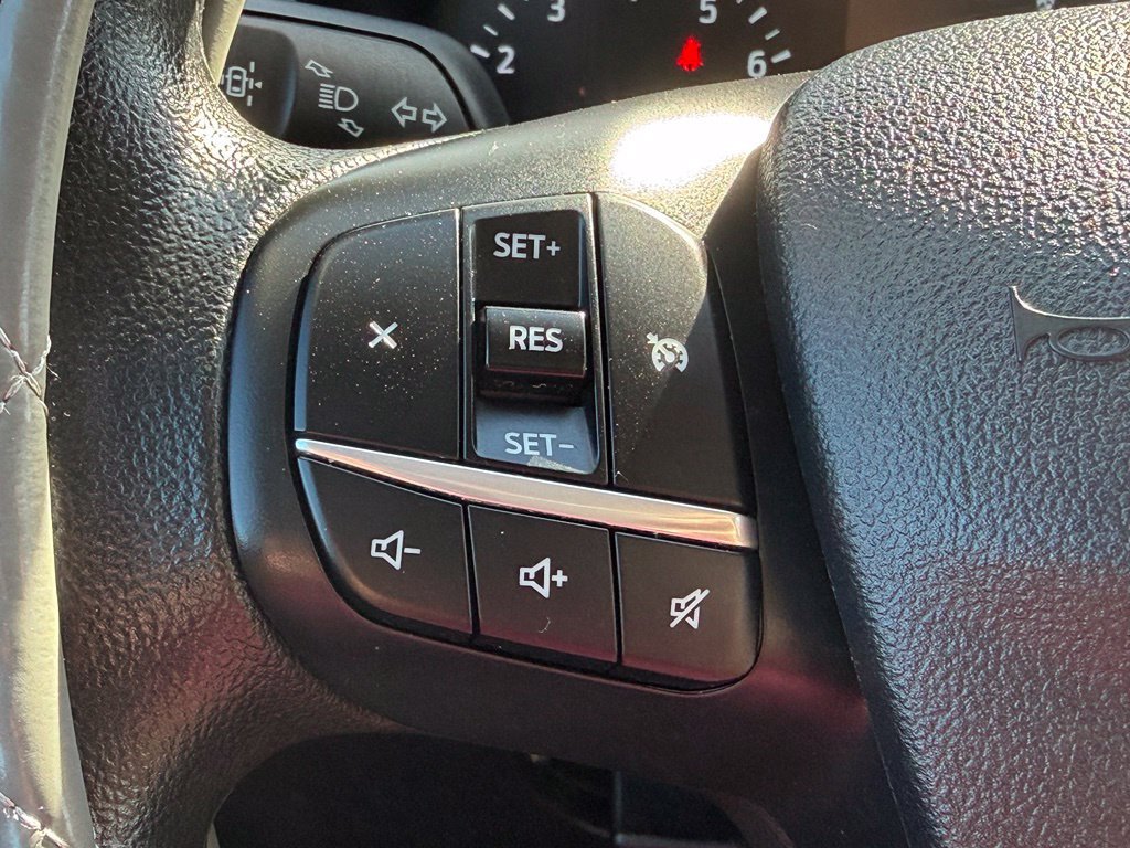 Certified 2021 Ford Escape SE FWD image 33