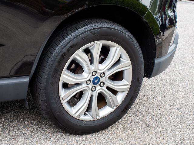 Certified 2019 Ford Edge Titanium AWD/4WD image 6