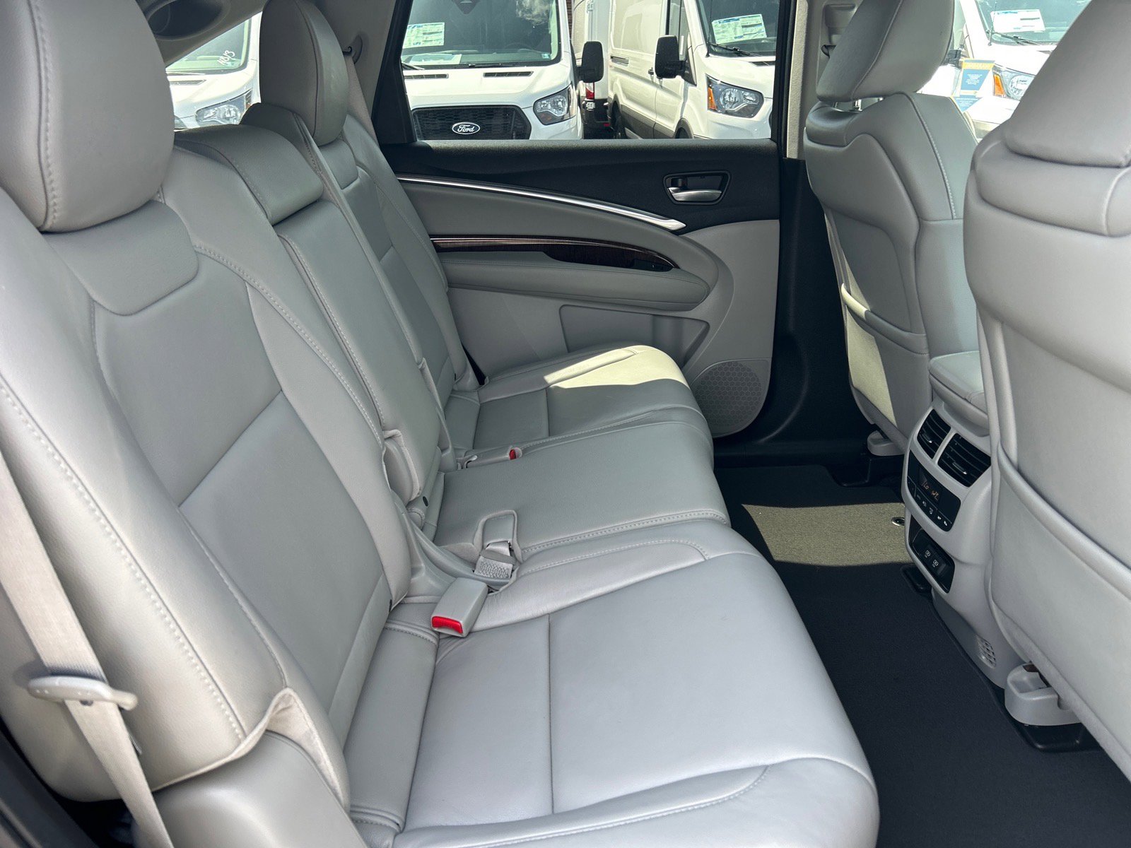 Used 2018 Acura MDX SH-AWD w/ Technology Package image 23
