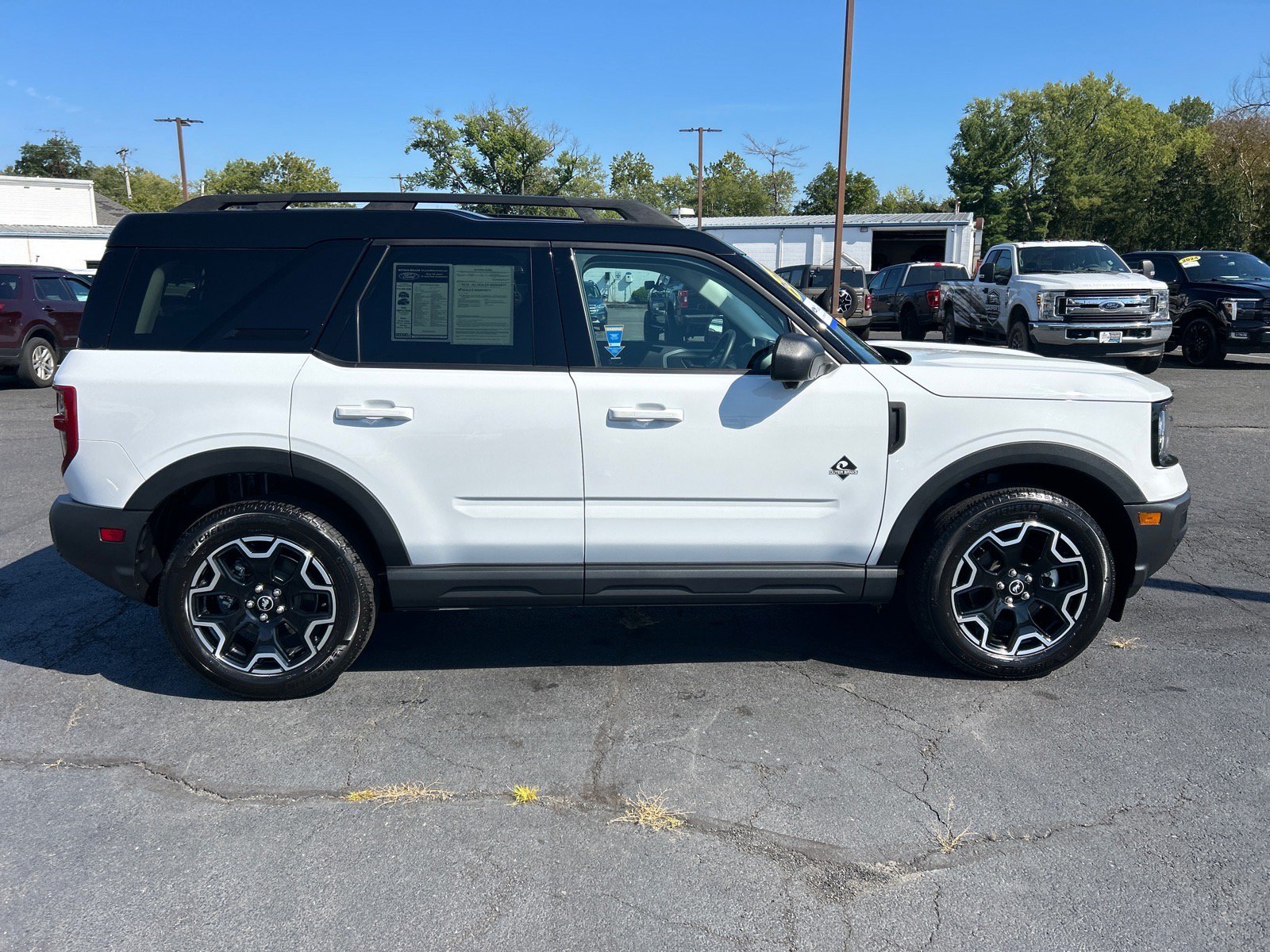 Certified 2025 Ford Bronco Sport Outer Banks w/ Outer Banks Tech Package+ AWD/4WD image 15