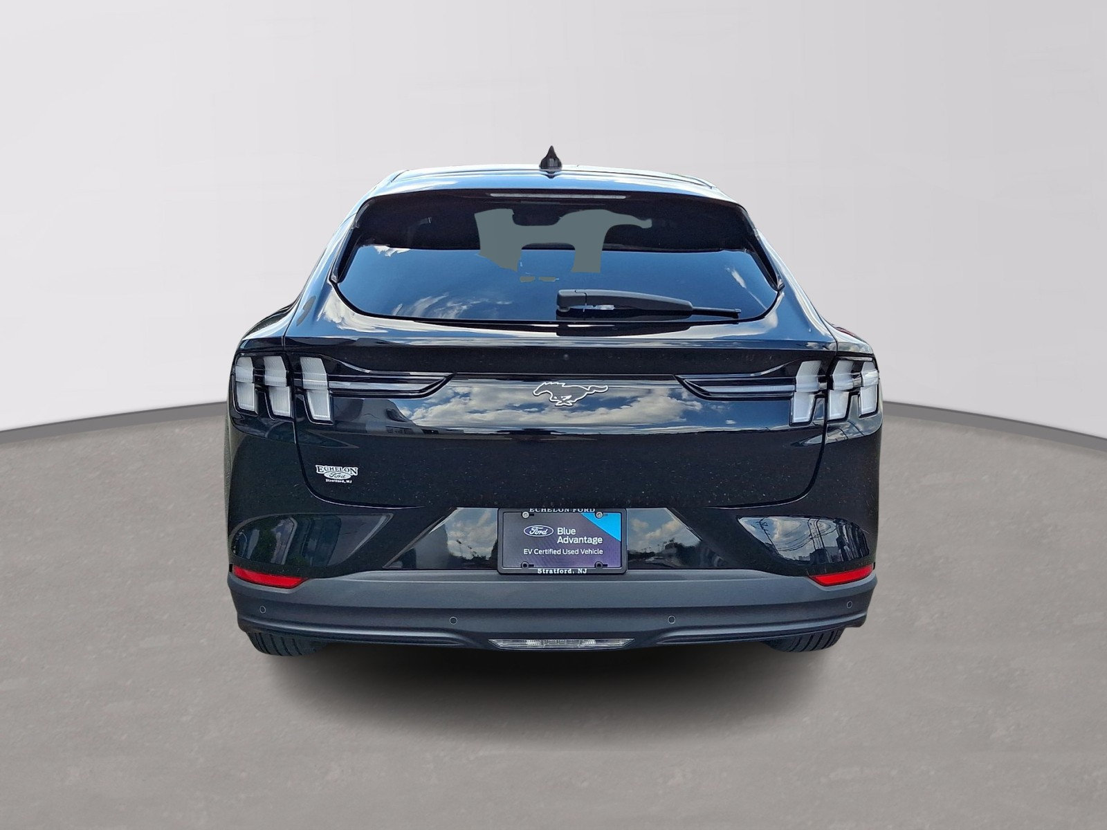 Certified 2023 Ford Mustang Mach-E Select AWD/4WD image 5
