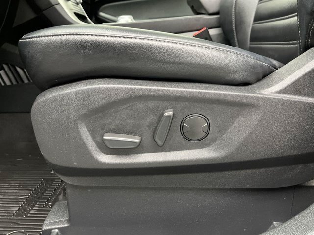 Certified 2024 Ford Edge SEL w/ Convenience Package AWD/4WD image 12