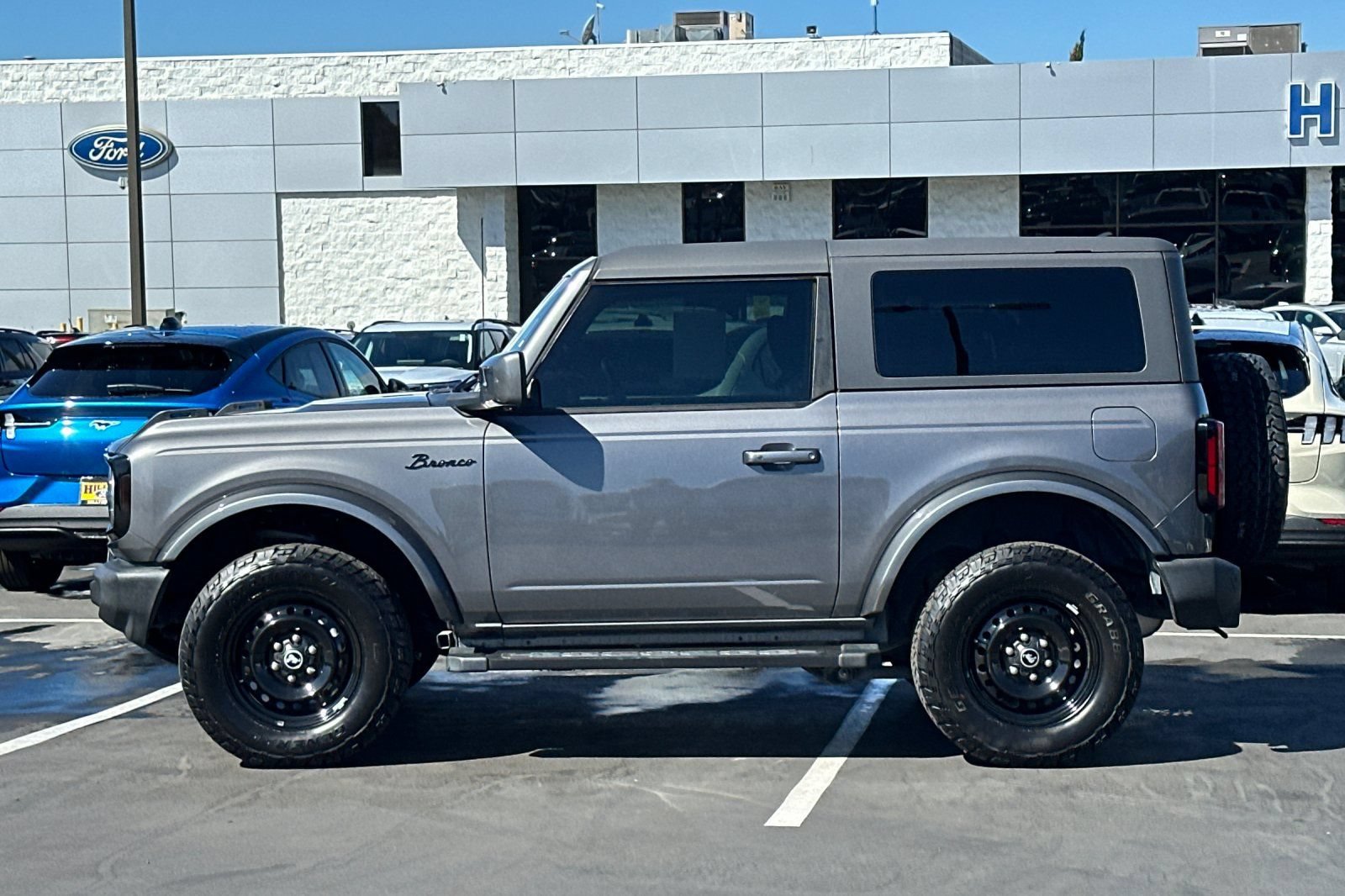 Certified 2021 Ford Bronco Outer Banks AWD/4WD image 8