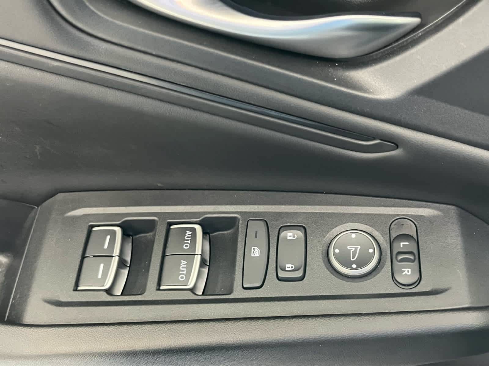 Used 2023 Honda Accord EX image 21