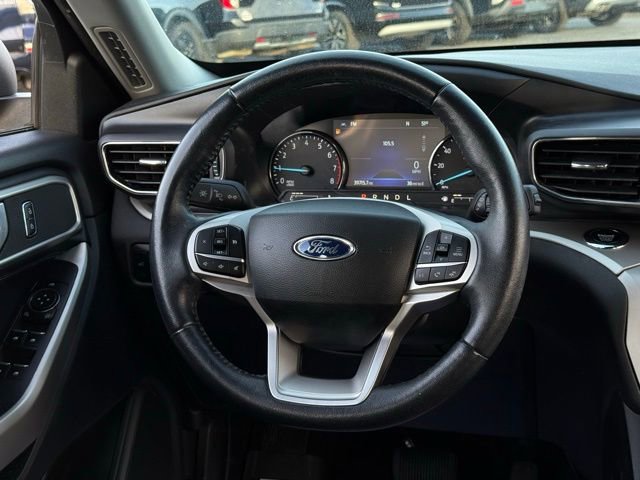 Certified 2023 Ford Explorer XLT w/ Equipment Group 202A image 7