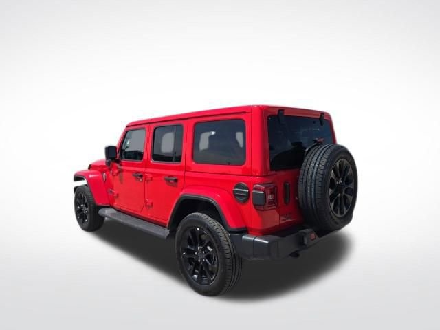Used 2025 Jeep Wrangler Sahara AWD/4WD image 2