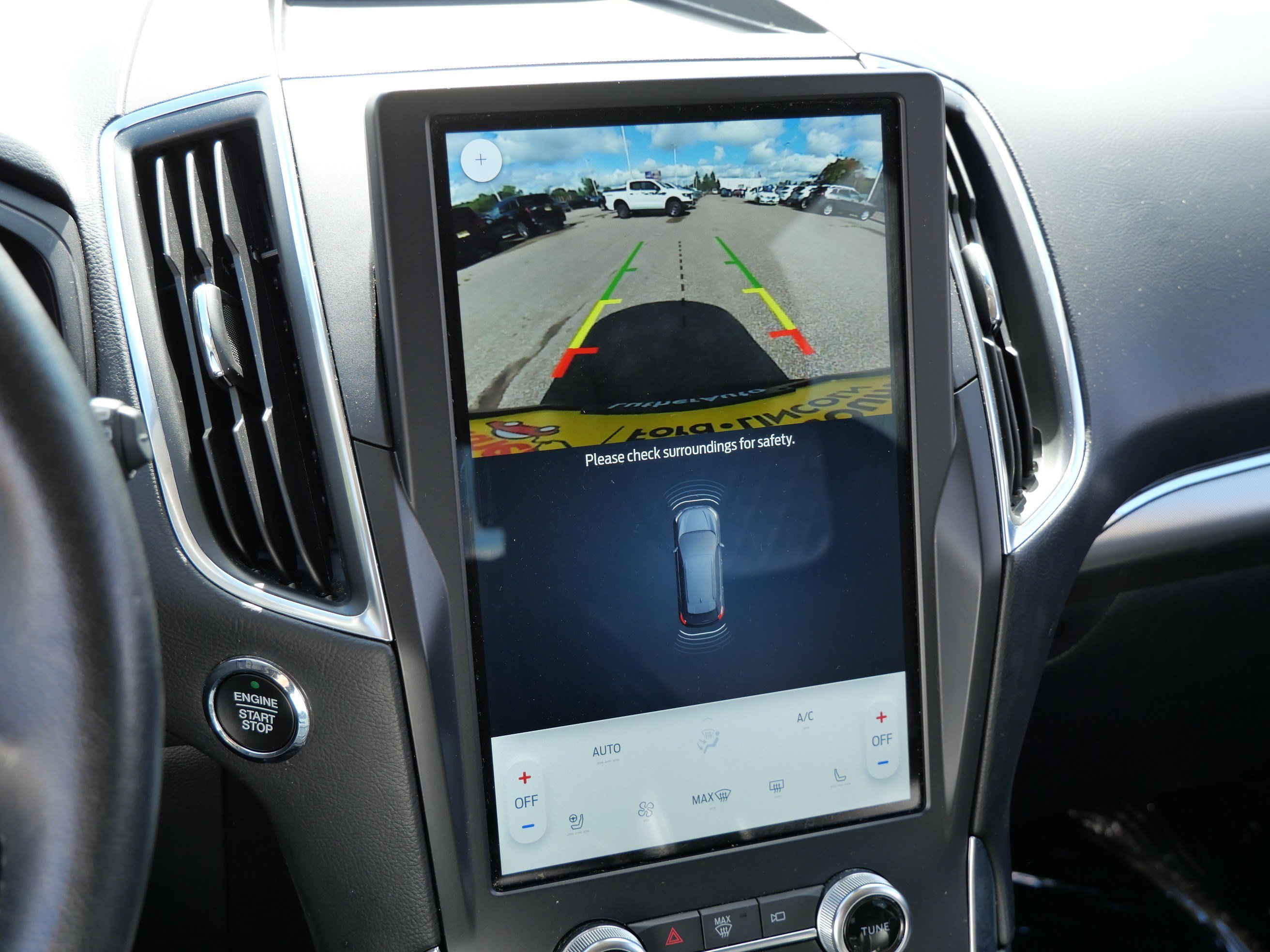 Certified 2024 Ford Edge Titanium AWD/4WD image 30