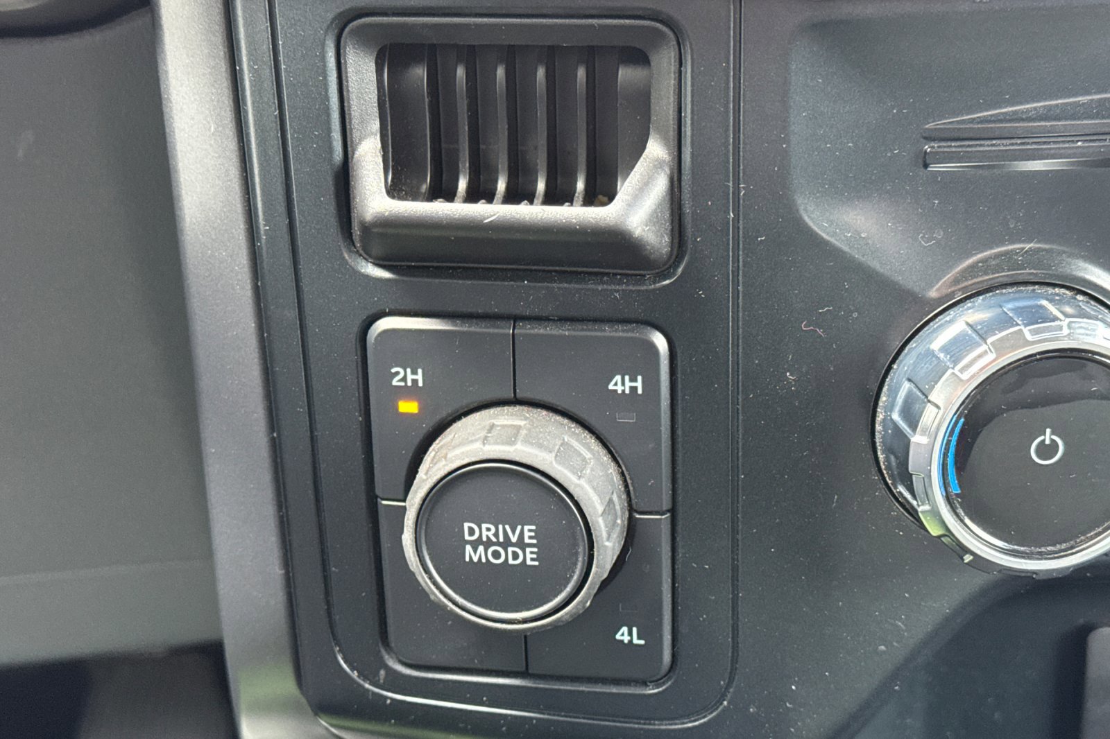 Certified 2025 Ford F150 XLT w/ Equipment Group 301A Standard image 19