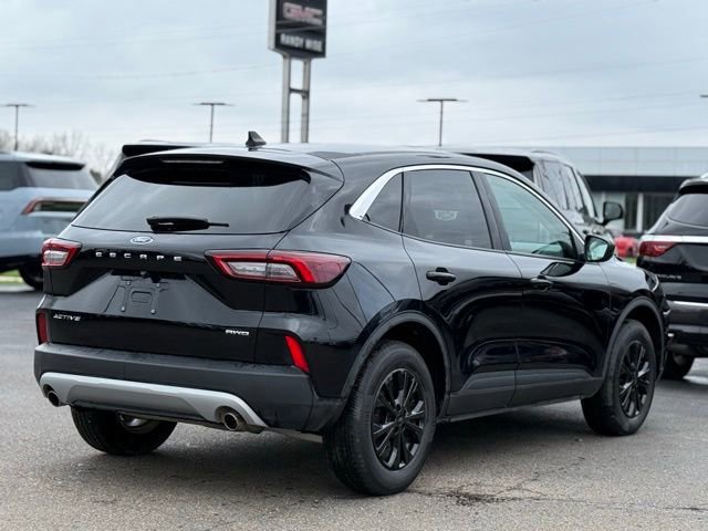 Certified 2024 Ford Escape Active AWD/4WD image 9