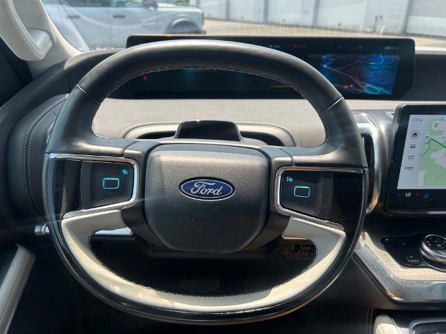 Certified 2025 Ford Expedition Max Platinum AWD/4WD image 9