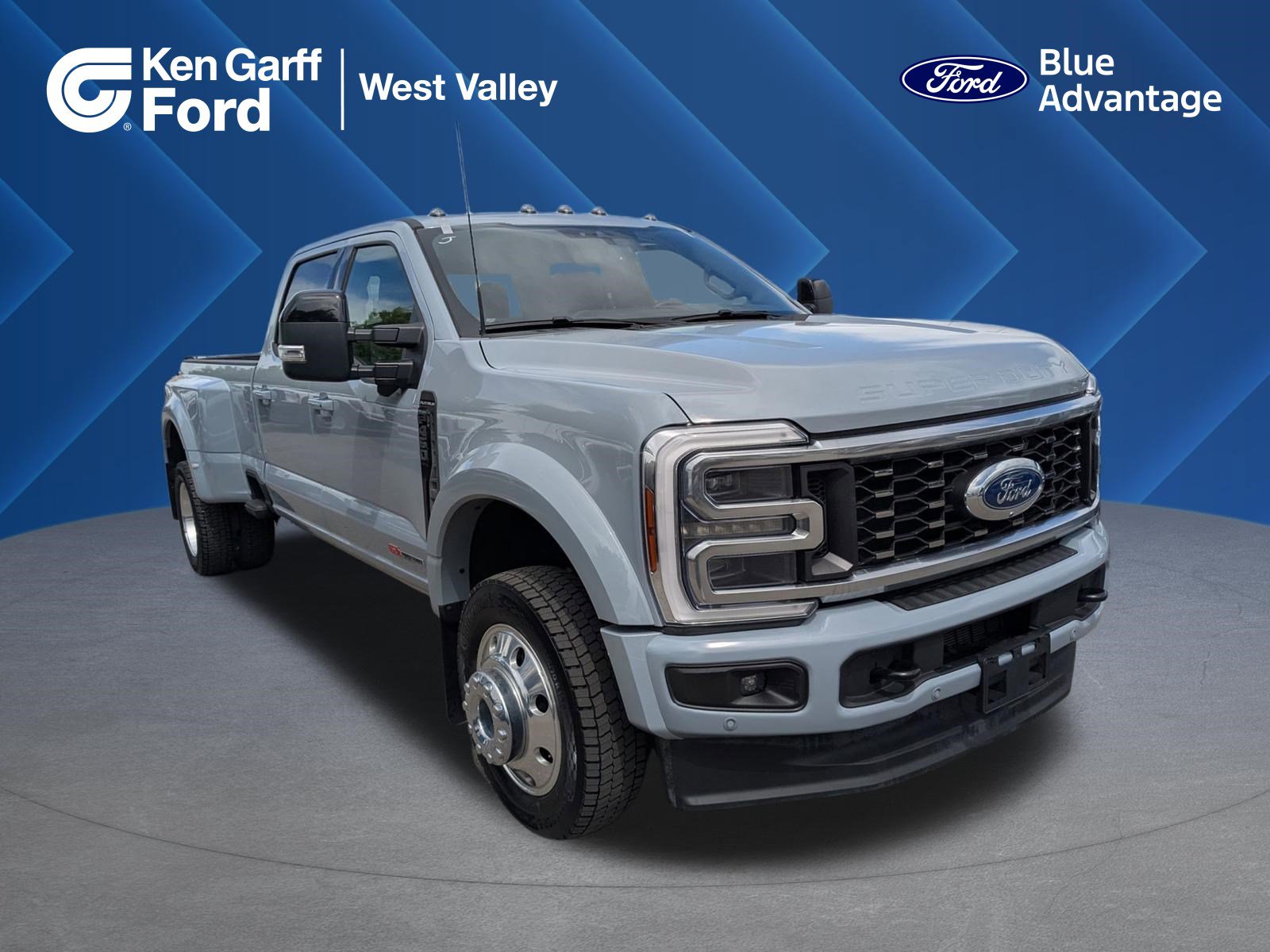 Certified 2026 Ford F450 Platinum w/ FX4 Off-Road Package AWD/4WD image 1