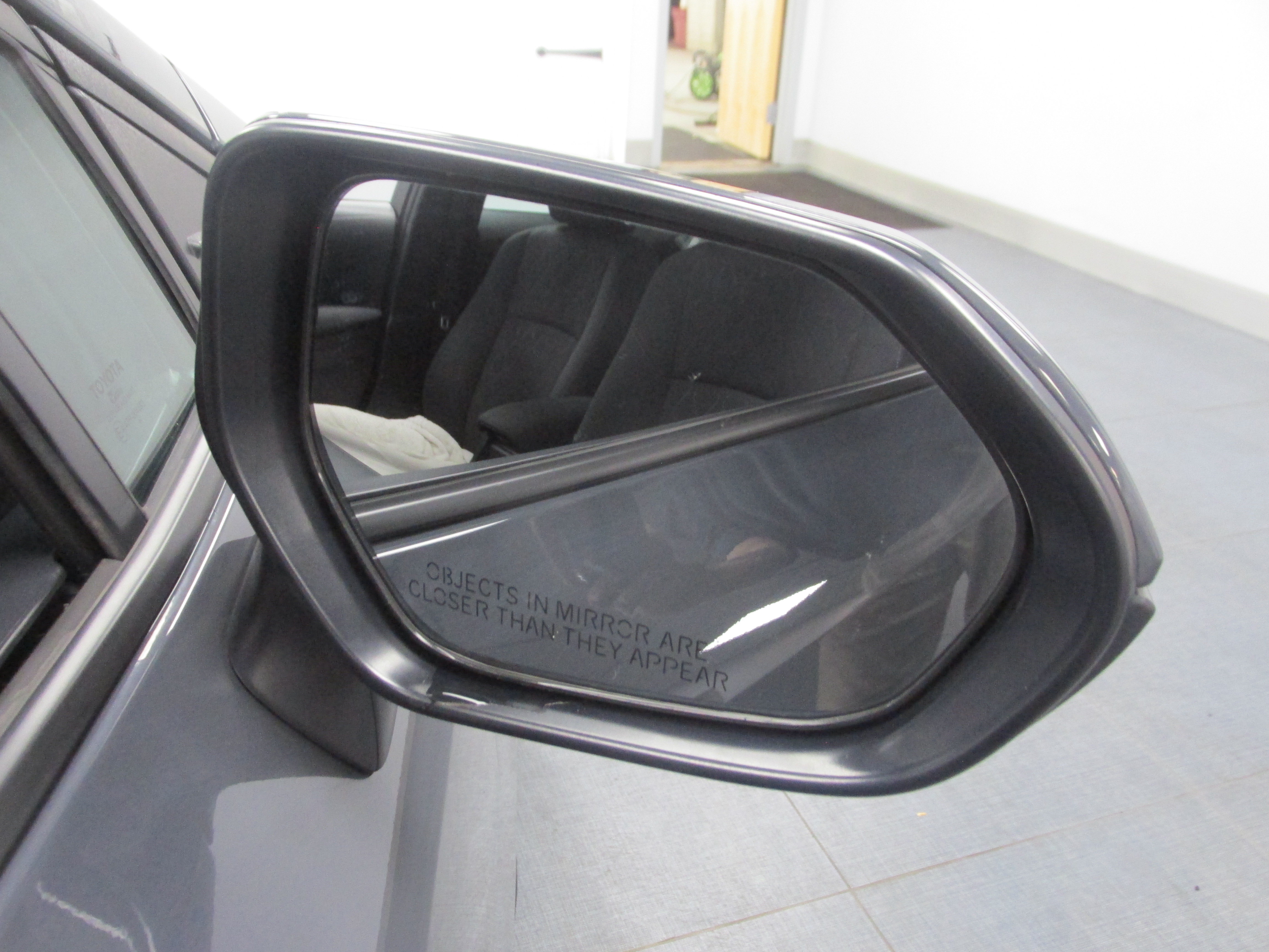 Used 2025 Toyota Corolla LE FWD image 17