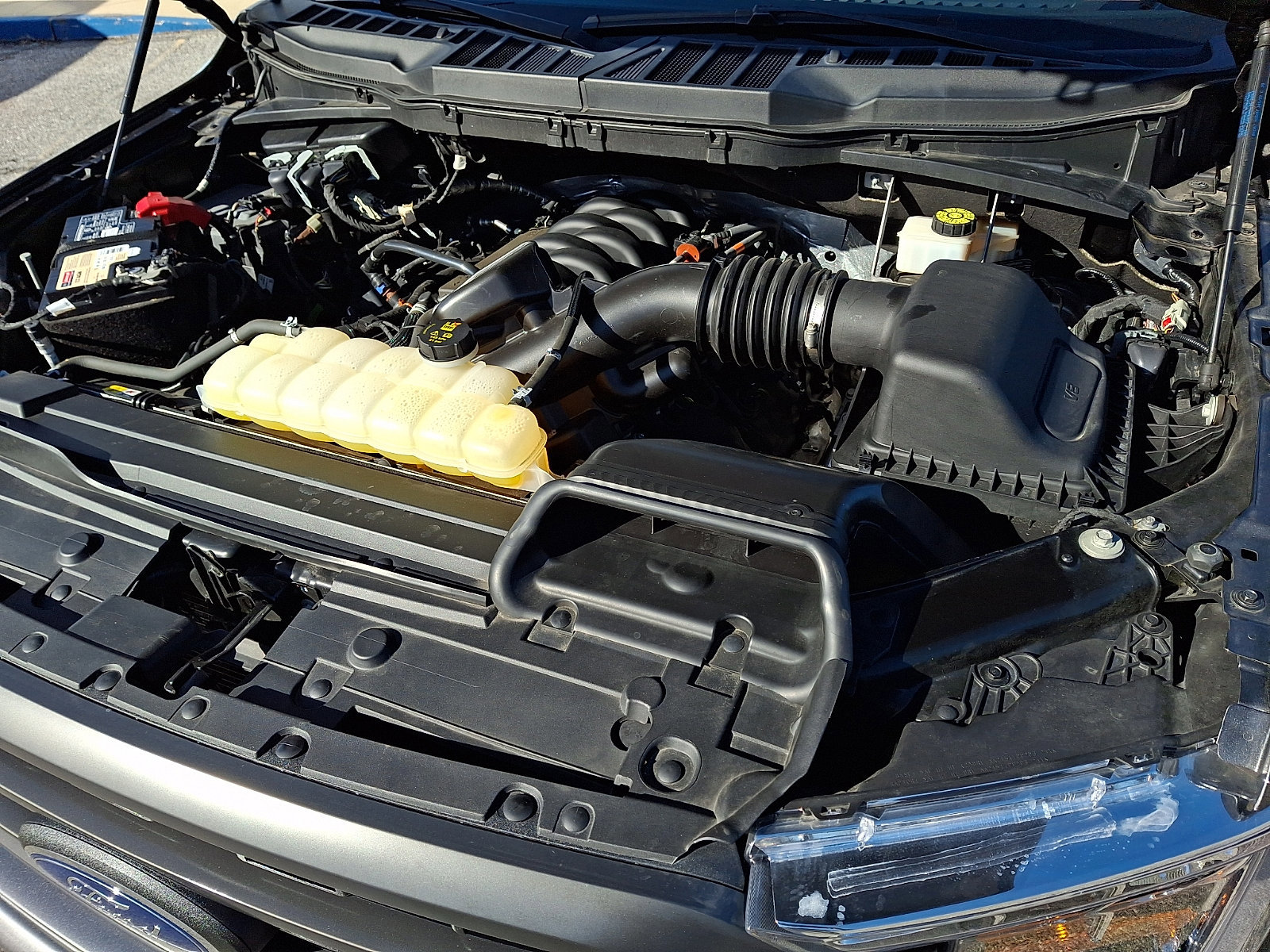 Certified 2023 Ford F150 XLT w/ Equipment Group 302A High image 31