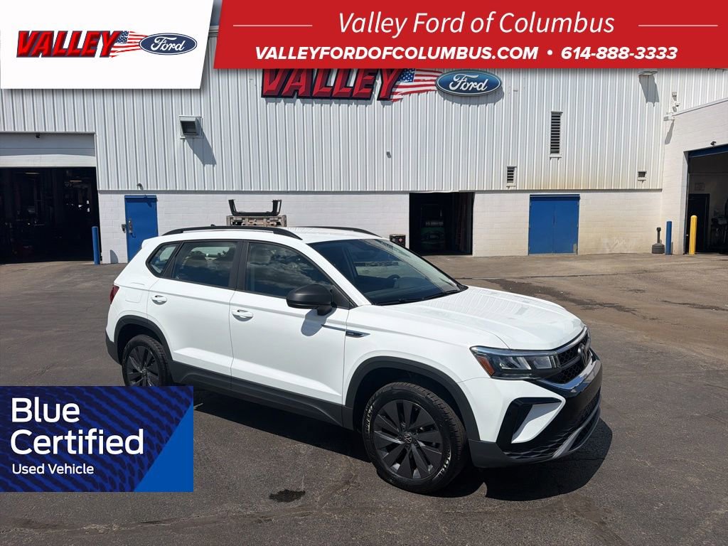 Used 2023 Volkswagen Taos S w/ Driver Assistance Package FWD image 1