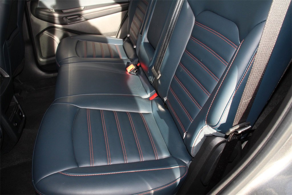 Certified 2024 Ford Edge SEL w/ Sport Appearance Package image 23