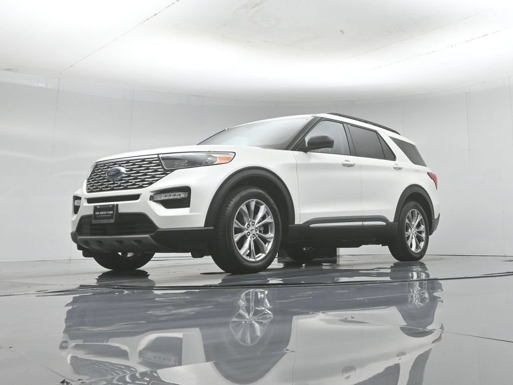 Certified 2021 Ford Explorer XLT w/ Equipment Group 202A RWD image 44