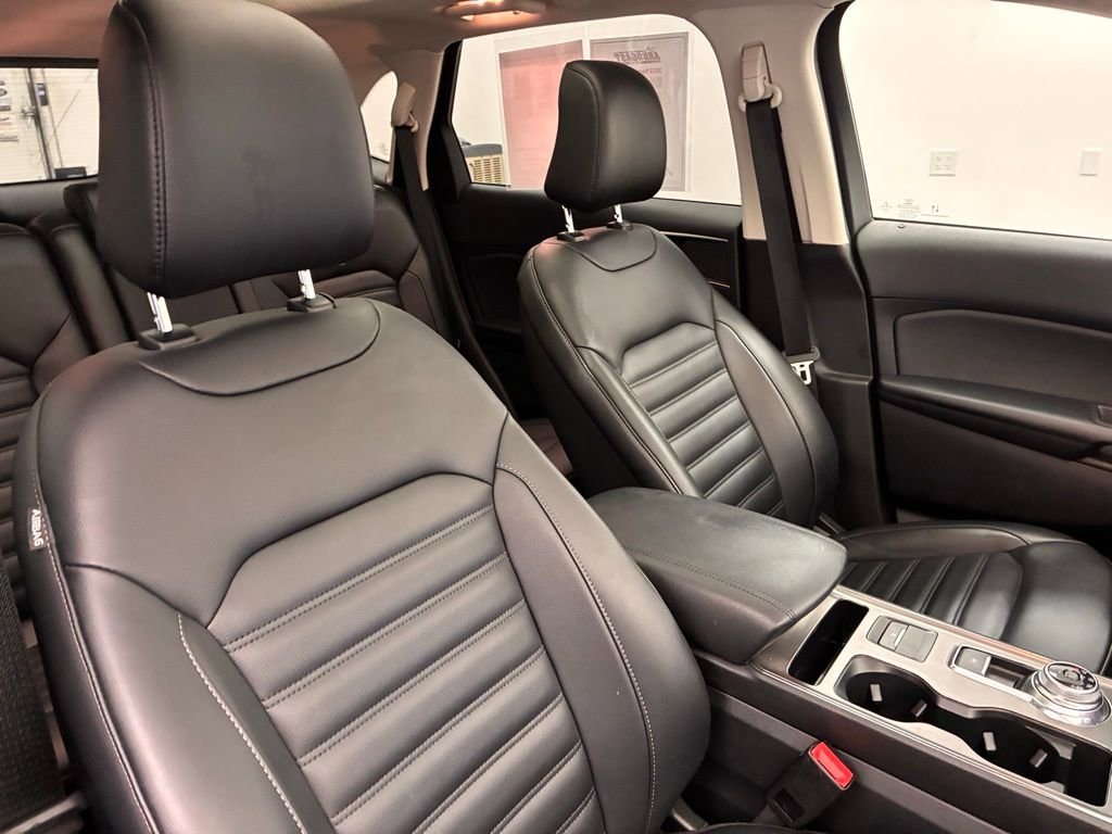 Certified 2022 Ford Edge SEL w/ Convenience Package image 29