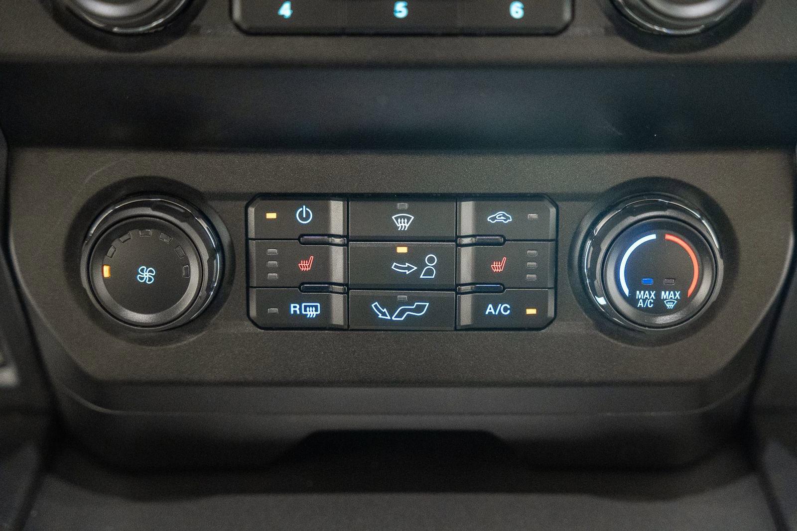 Certified 2020 Ford F150 XLT w/ Equipment Group 302A Luxury image 25