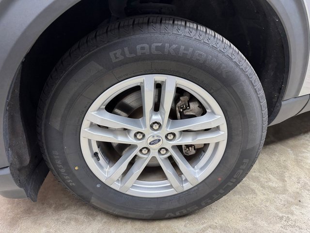 Certified 2023 Ford Explorer XLT w/ Equipment Group 202A image 29