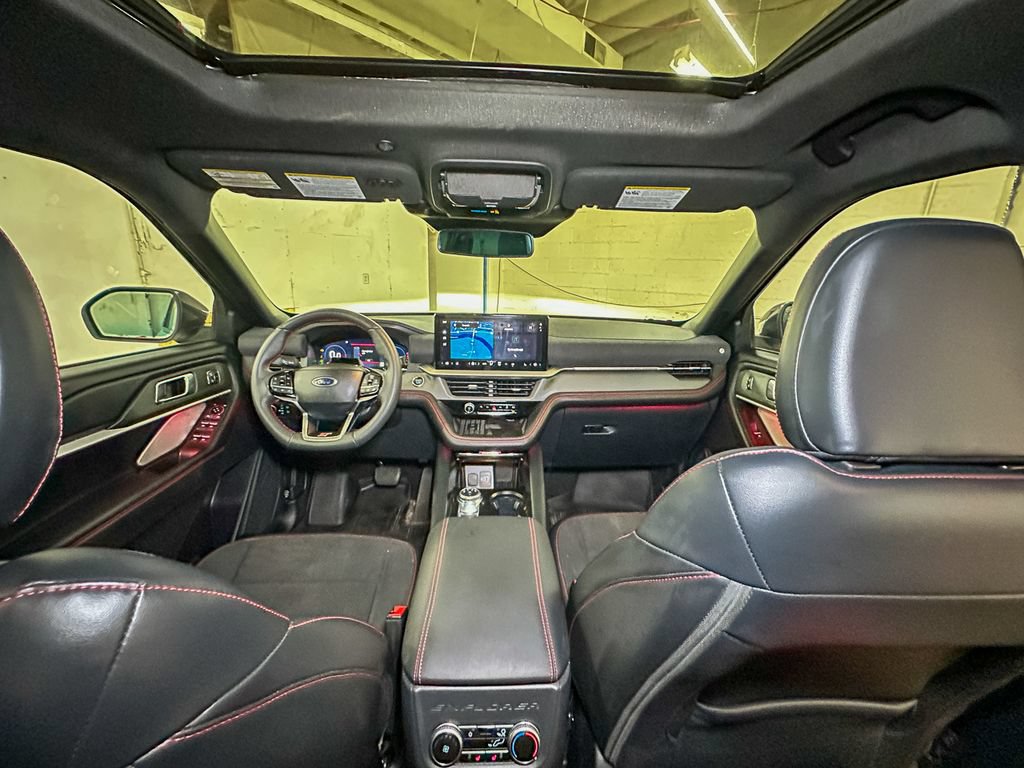 Certified 2025 Ford Explorer ST AWD/4WD image 33